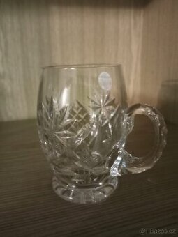 Broušený džbánek