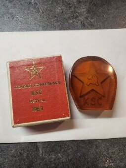 SKLENĚNÉ TĚŽÍTKO KSČ