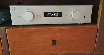 Pouze 6 měsíců starý Integrovaný zesilovač AVM A 30.3,