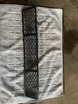 Prodám novou mřížku nárazníku BMW f10,f11