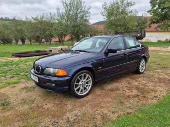 BMW 320I