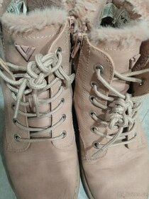 Zimní dívčí kotníčková obuv zn.Vty vel.37