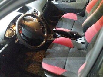 Peugeot 207 1.4benzin