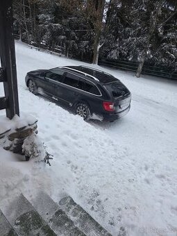 Skoda superb 2.0tdi 125kw 4x4 Dsg Laurin