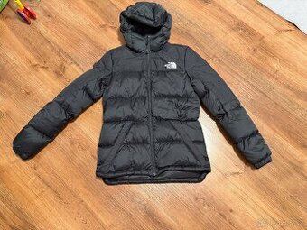 Bunda z prachoveho peri