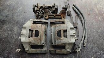 Přední třmeny Audi A8 D3