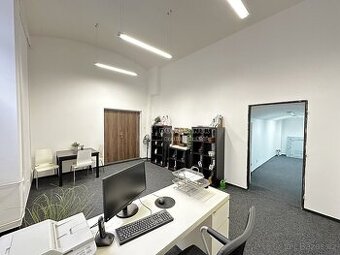 Pronájem výdejny e-shopu, showroomu 33 m2, Praha 8-Karlín, u