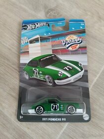 Hot wheels 71 porsche 911 vintage racing