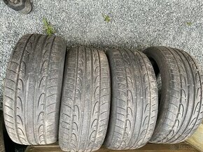 Letní pneu 215/45/R16 Dunlop