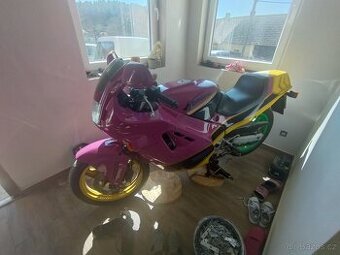 Honda CBR 600 Huricanne