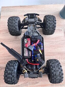 Traxxas rustler 4x4 vlx