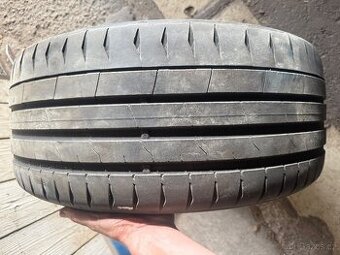 Kusovka Continental Sport contact 7 245/40 R19