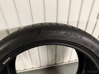 Michelin Pilot Super Sport 265/35/19