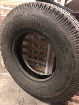Pneu 7,5 X 16C - 1