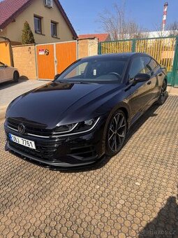 Volkswagen Arteon R