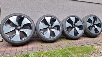 Krásná Turbine R20 ALU sada Audi / BMW 5×112 ET40