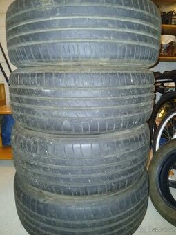 Pneu KUMHO CRUGEN 235/55 R18 H100