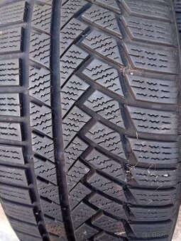 Prodám Sadu pneu 235/60/18 Continental Zimni TOP