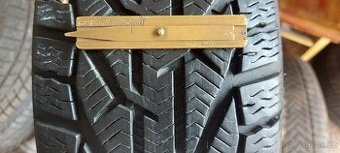 Zimní pneu 195/65R15 Sebring (35)