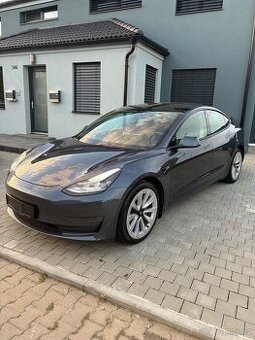 Tesla Model 3 Long Range | Tažné | 2021 - Refresh