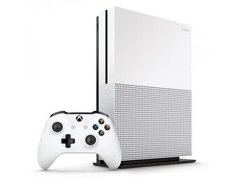 Xbox one S +(mechanicka klavesnice a herní myš)