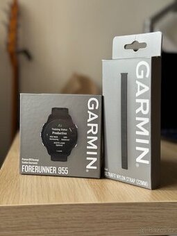 Garmin Forerunner 955 se zárukou.