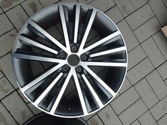 Kusové al disky nové, pouzite KOPRETINA SKODA