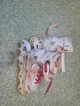 Prodam detske rostouci koleckove i ledni brusle