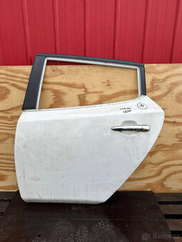 PRODÁM LEVÉ ZADNÍ DVEŘE NISSAN LEAF