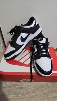 Nike Dunk Low next nature  40,5eu