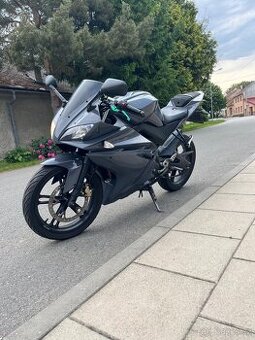 Yamaha yzf125r