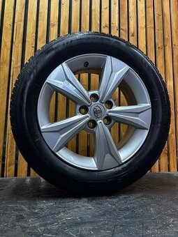 Alu kola 5x114.3 r17 s pneu (che)