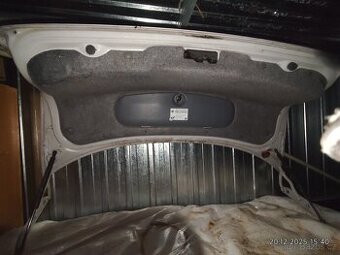 Prodám víko kufru na BMW E46 sedan,