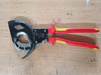 Nůžky na kabely Knipex