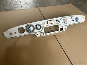 Palubní deska STARÁ ŠKODA OCTAVIA