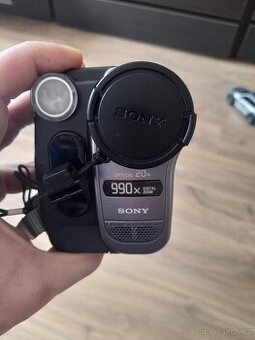 Stará páskova videokamera sony