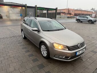 Volkswagen Passat B7 2.0 TDI 103 kW - 1
