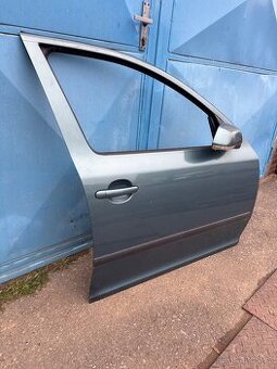 Dveře octavia 2