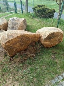 Okrasné kameny různé velikosti - 1