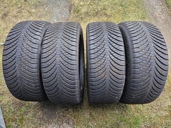 Prodám 4 zánovní celoroční pneumatiky Goodyear - 1