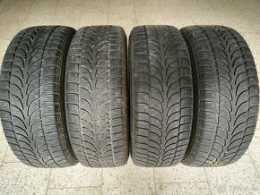 Zimní pneu 225/60 R17 Bridgestone