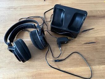 Bezdrátová sluchátka SONY MDR-RF855R
