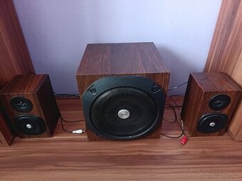 Prodám reproduktory k PC.Reproduktory jsou funkčí a je vše k - 1