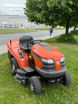 Zahradní traktor husqvarna cth 150 KAWASAKI