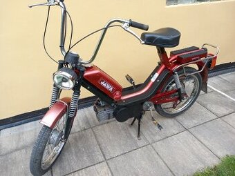 Babetta 210 - prodám. Po velkém servisu.