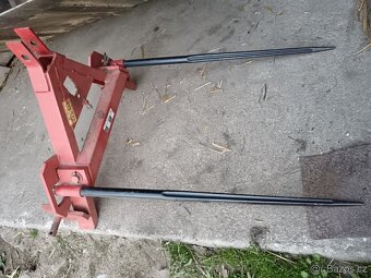 PRODÁM VIDLE NA BALÍKY SENO A SLÁMU