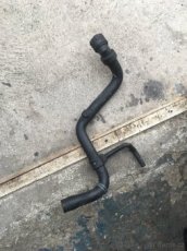 Audi A6 c5 - hadice vody 4B0121101E a 4B0121049A