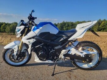 Suzuki GSR 750 2014