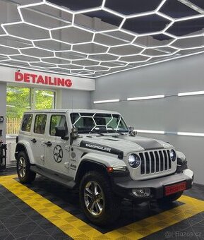 Prodám Jeep Wrangler SAHARA 2.0T 4x4 DPH