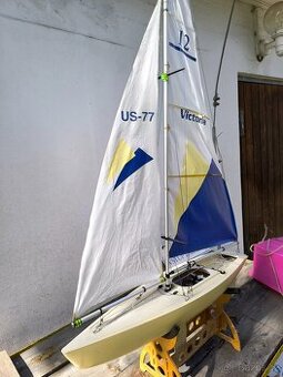 RC loď plachetnice